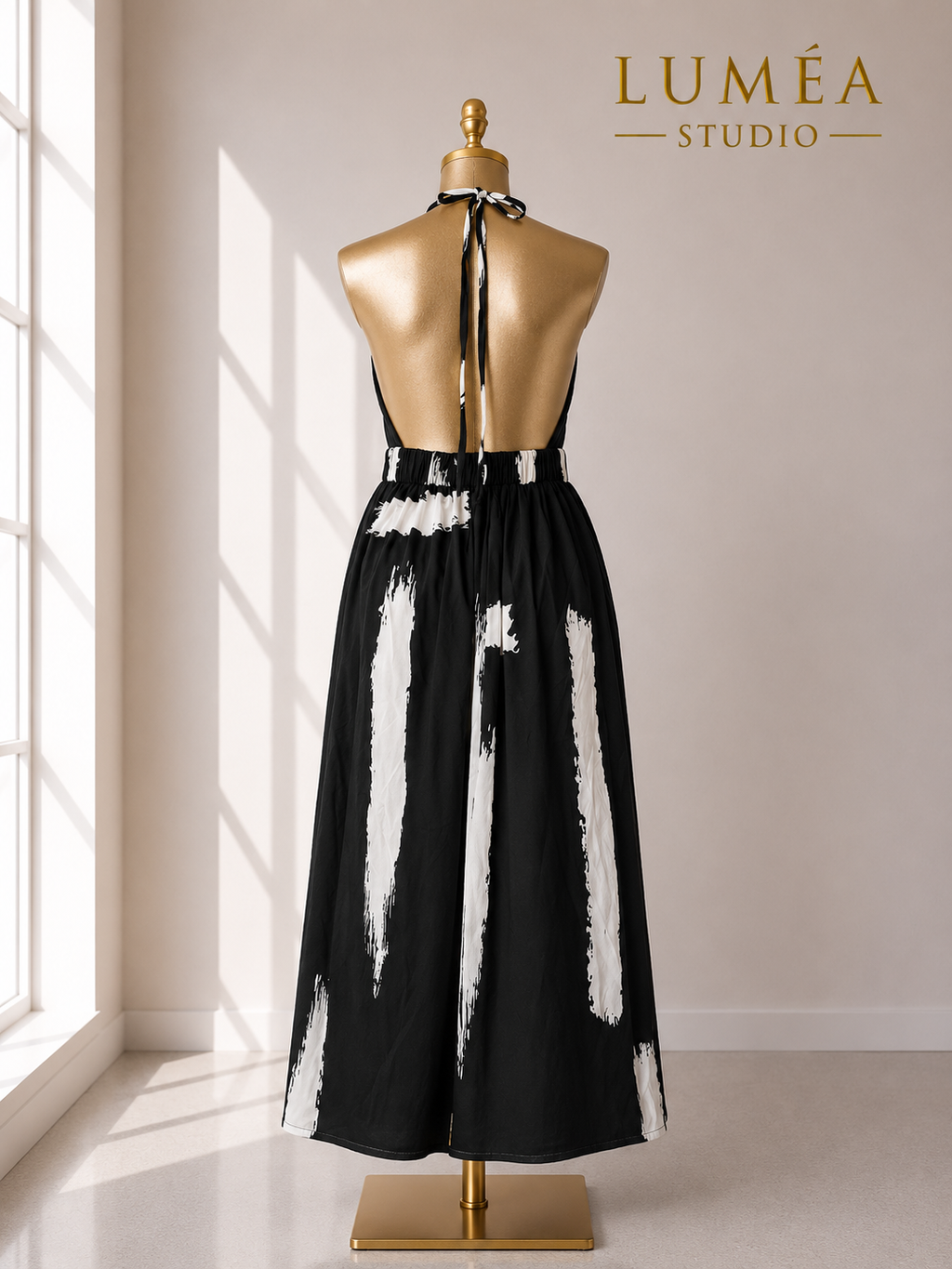 Luna Noir Maxi