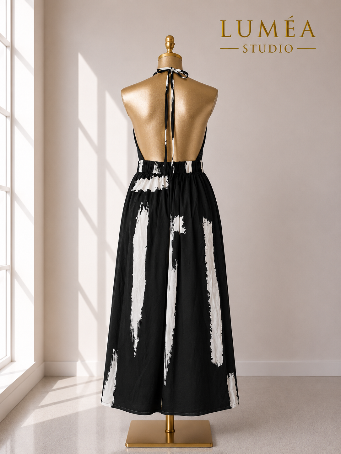 Luna Noir Maxi